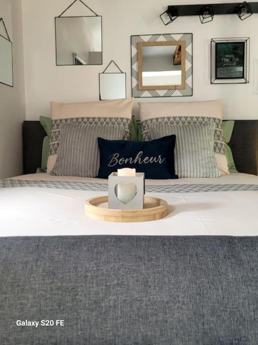 L'antre deux Pierres, spa, détente et romantisme Bouyon Extérieur photo