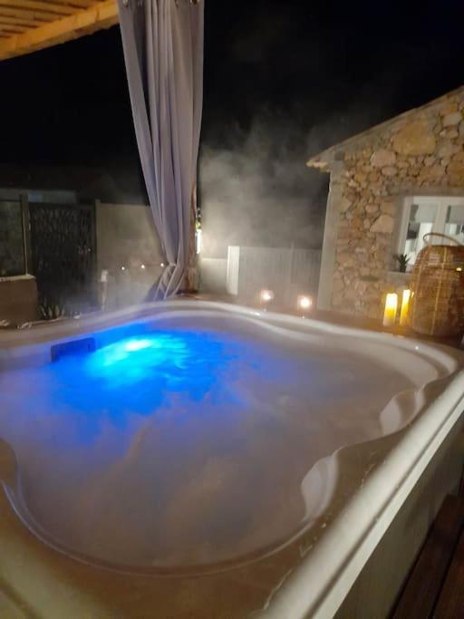 L'antre deux Pierres, spa, détente et romantisme Bouyon Extérieur photo