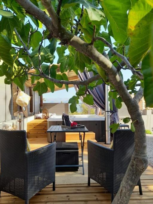 L'antre deux Pierres, spa, détente et romantisme Bouyon Extérieur photo